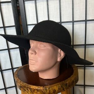 Curations Vintage Waterproof 100% Wool Black Wide-Brim Hat Like New